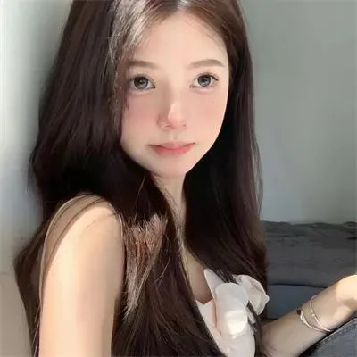 橘衫男子的画像